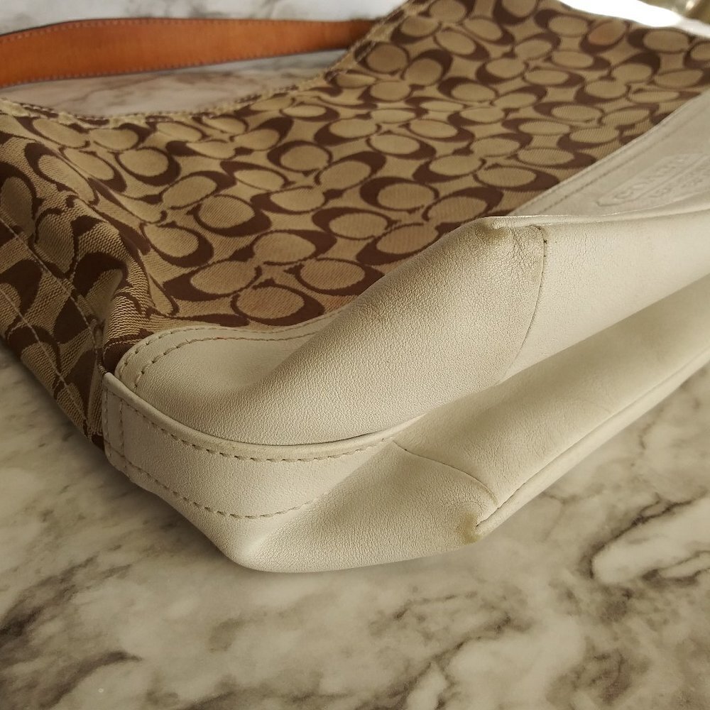 COACH tan/white shoulder bags - Picture 12 of 16